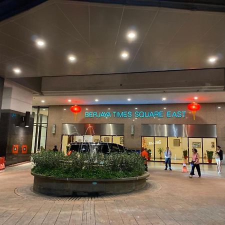 Ringko Service Apartments At Berjaya Times Square Kl 吉隆坡 外观 照片